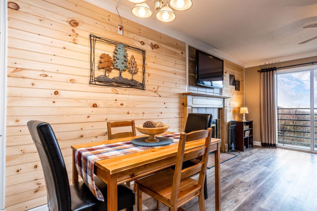 Sky High Views!!-Peak Mountaintop-Outdoor Pool-Close To Downtown-Private Balcony-Wifi-Cable Gatlinburg Dış mekan fotoğraf