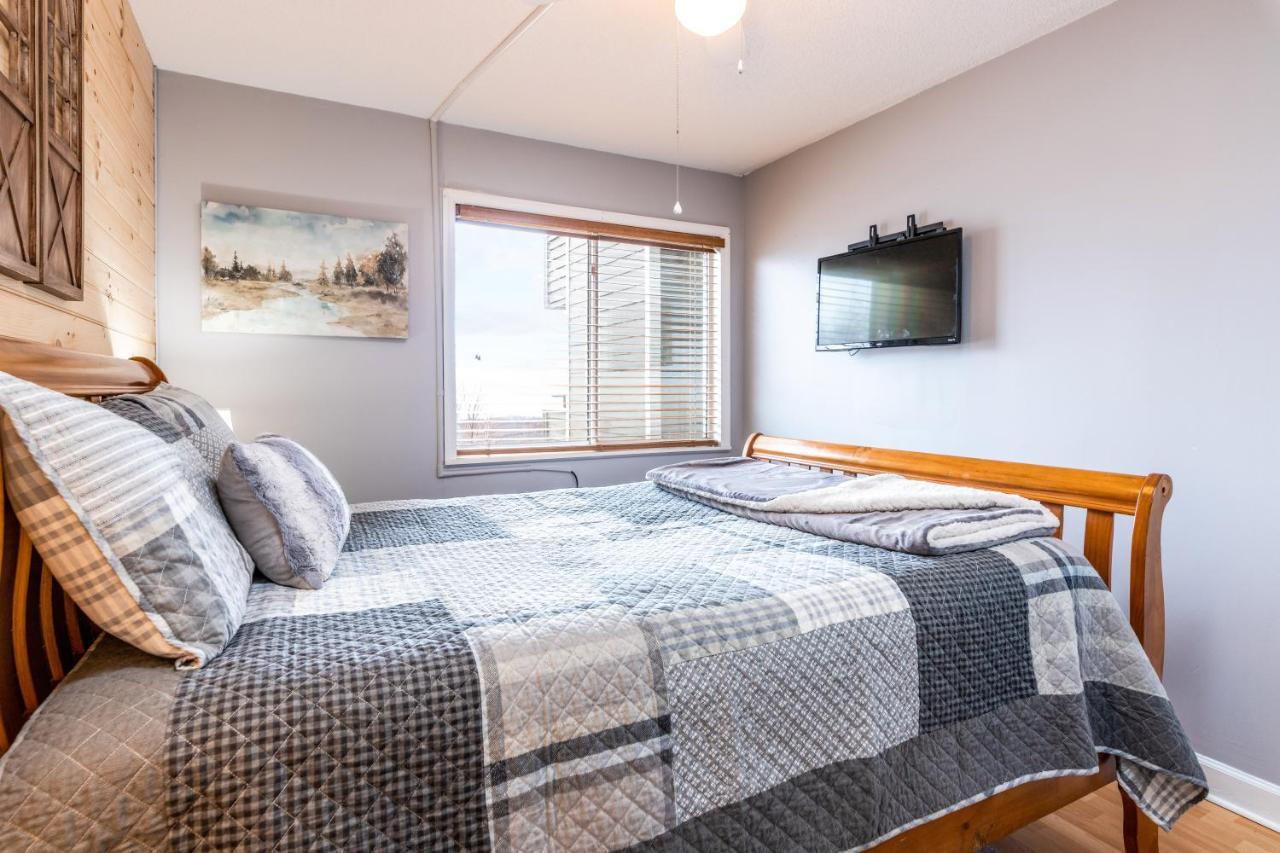 Sky High Views!!-Peak Mountaintop-Outdoor Pool-Close To Downtown-Private Balcony-Wifi-Cable Gatlinburg Dış mekan fotoğraf