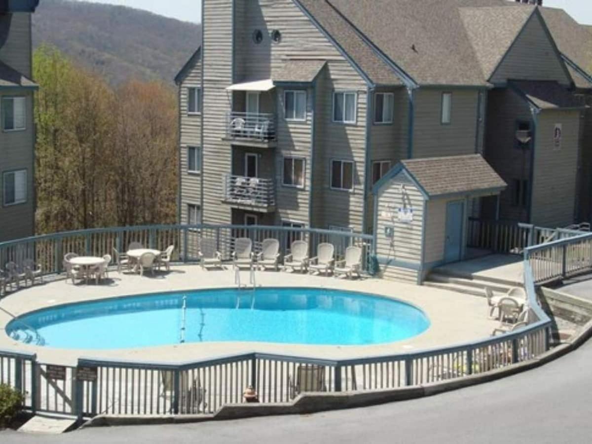 Sky High Views!!-Peak Mountaintop-Outdoor Pool-Close To Downtown-Private Balcony-Wifi-Cable Gatlinburg Dış mekan fotoğraf
